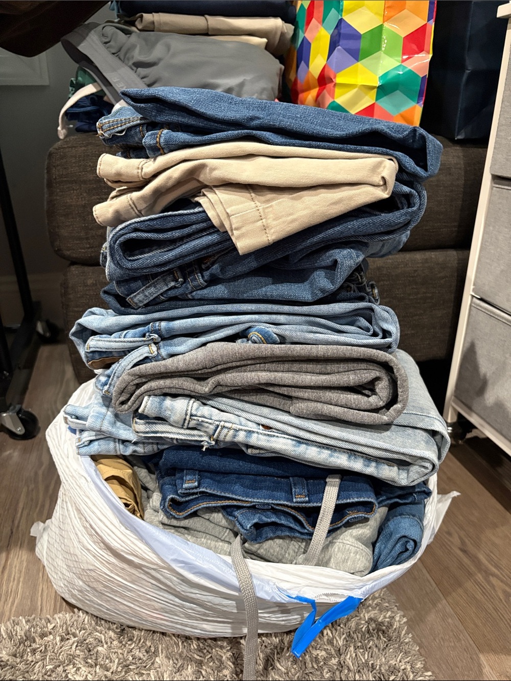 Wrangler men’s jean bundle of 20+ pairs! Men’s size 29-30